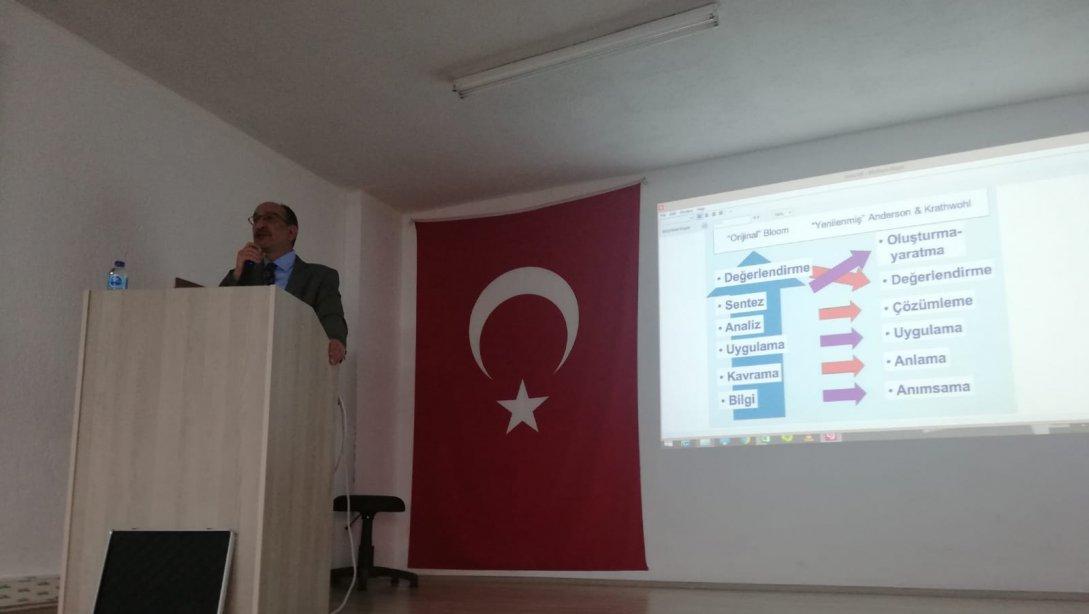 BİGEP Kapsamında Prof. Aslan GÜLCÜ  Matematik Öğretiminde Yeni Yaklaşımlar Konferansı için Gölhisar'da
